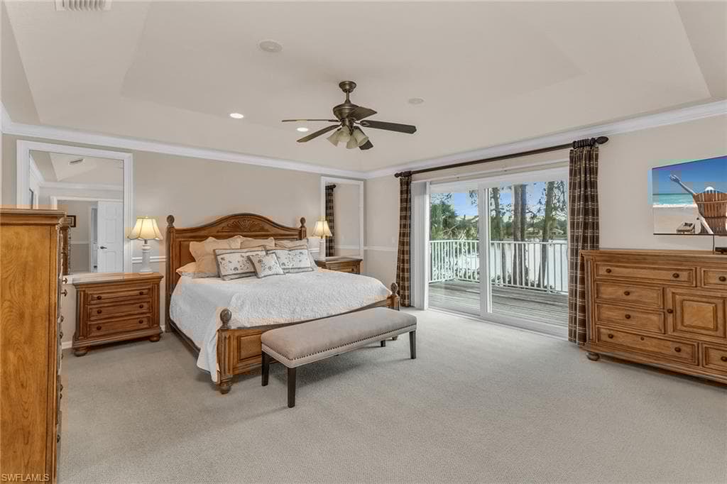 7859 Berkshire Pines Dr, Naples, FL 34104-16