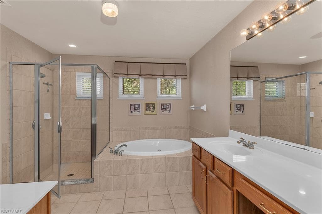 7859 Berkshire Pines Dr, Naples, FL 34104-19