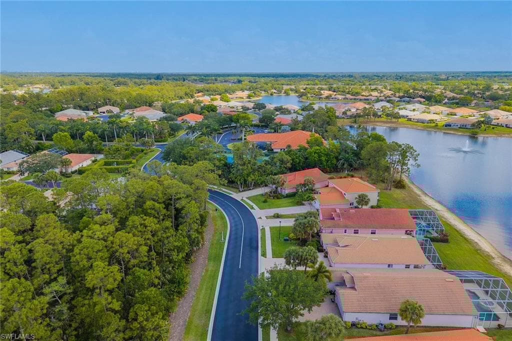 7859 Berkshire Pines Dr, Naples, FL 34104-38
