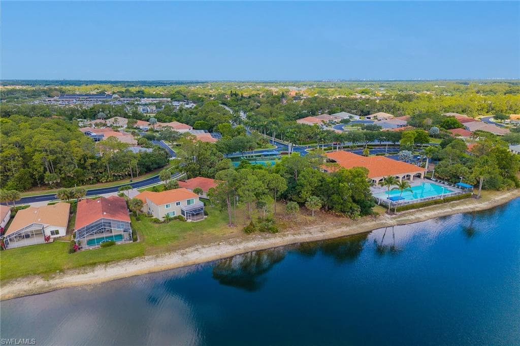 7859 Berkshire Pines Dr, Naples, FL 34104-39