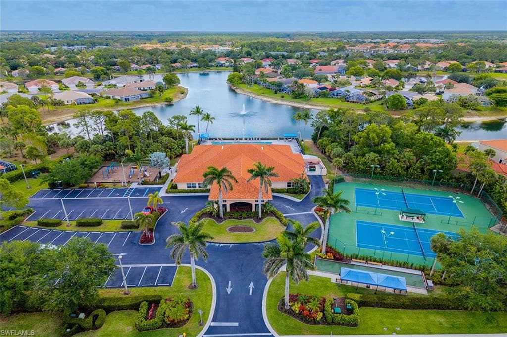 7859 Berkshire Pines Dr, Naples, FL 34104-44