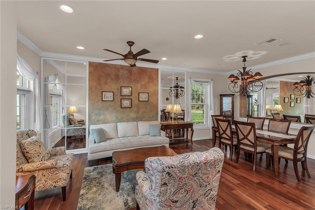 7859 Berkshire Pines Dr, Naples, FL 34104-5