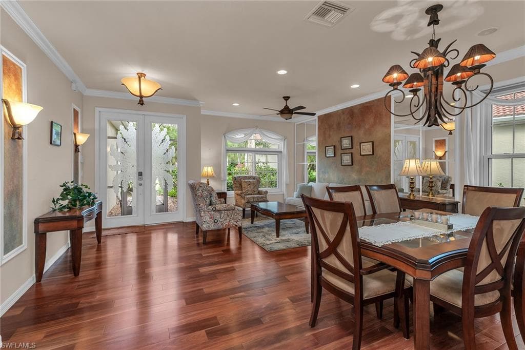 7859 Berkshire Pines Dr, Naples, FL 34104-6
