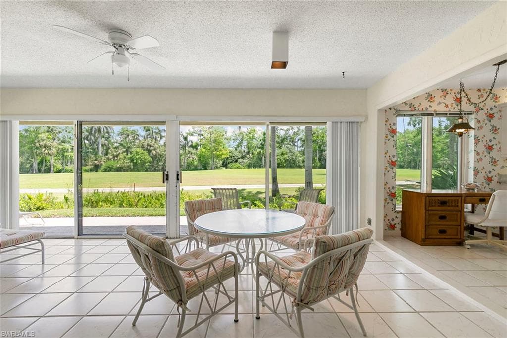105 Wilderness Dr B105, Naples, FL 34105-19