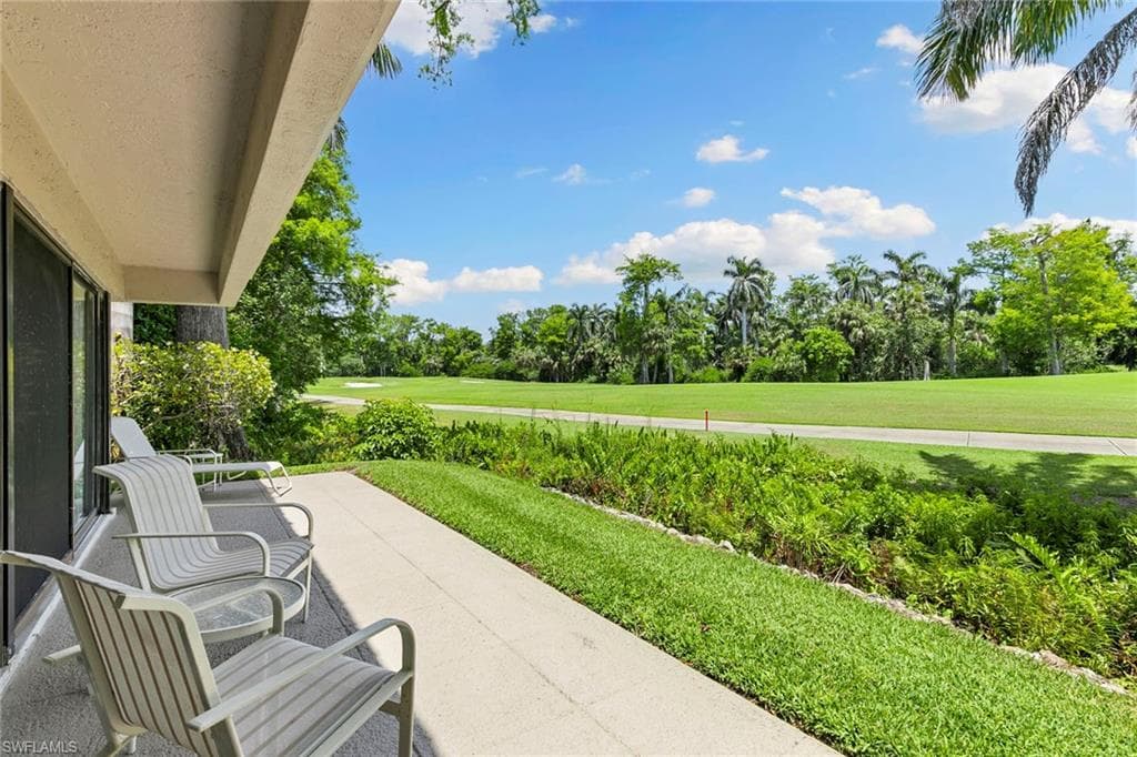 105 Wilderness Dr B105, Naples, FL 34105-20