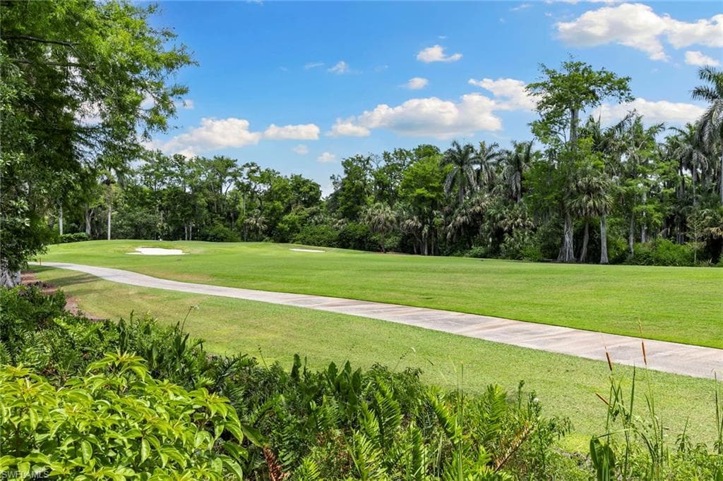 105 Wilderness Dr B105, Naples, FL 34105-28