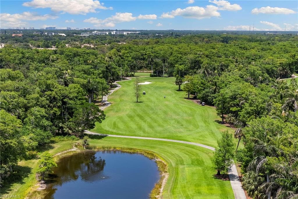 105 Wilderness Dr B105, Naples, FL 34105-32
