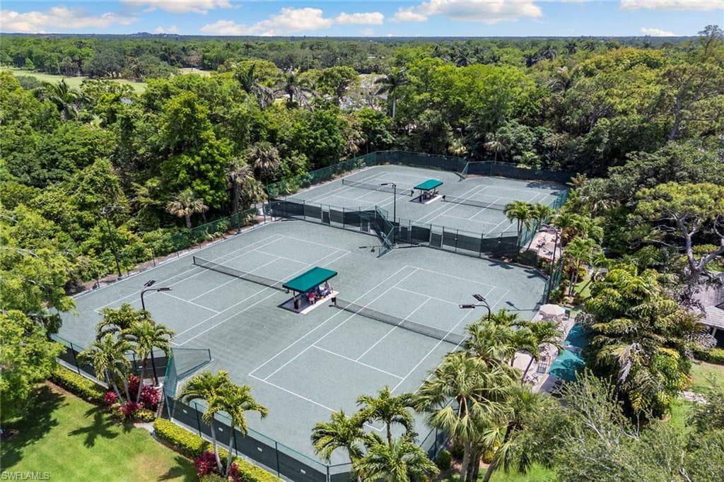 105 Wilderness Dr B105, Naples, FL 34105-33