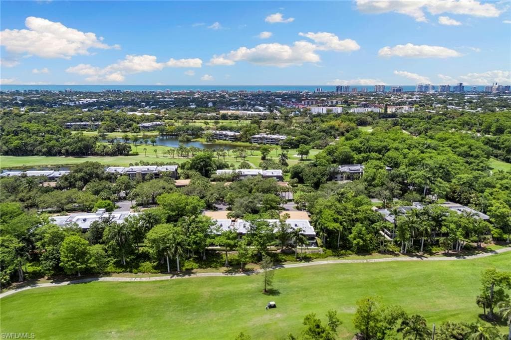 105 Wilderness Dr B105, Naples, FL 34105-38