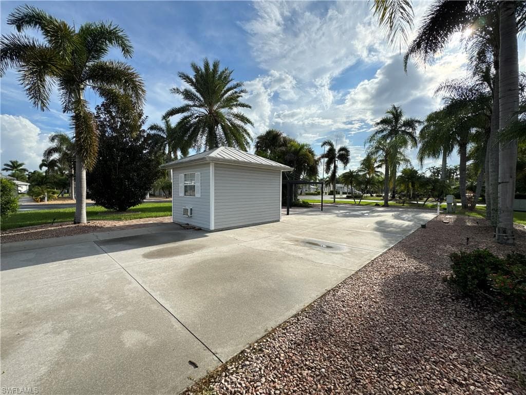5990 Maplewood Ct, Fort Myers, FL 33905-13
