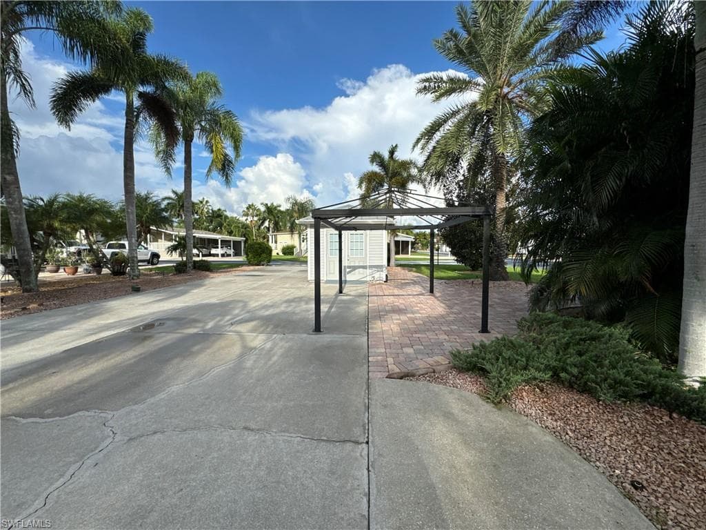 5990 Maplewood Ct, Fort Myers, FL 33905-20