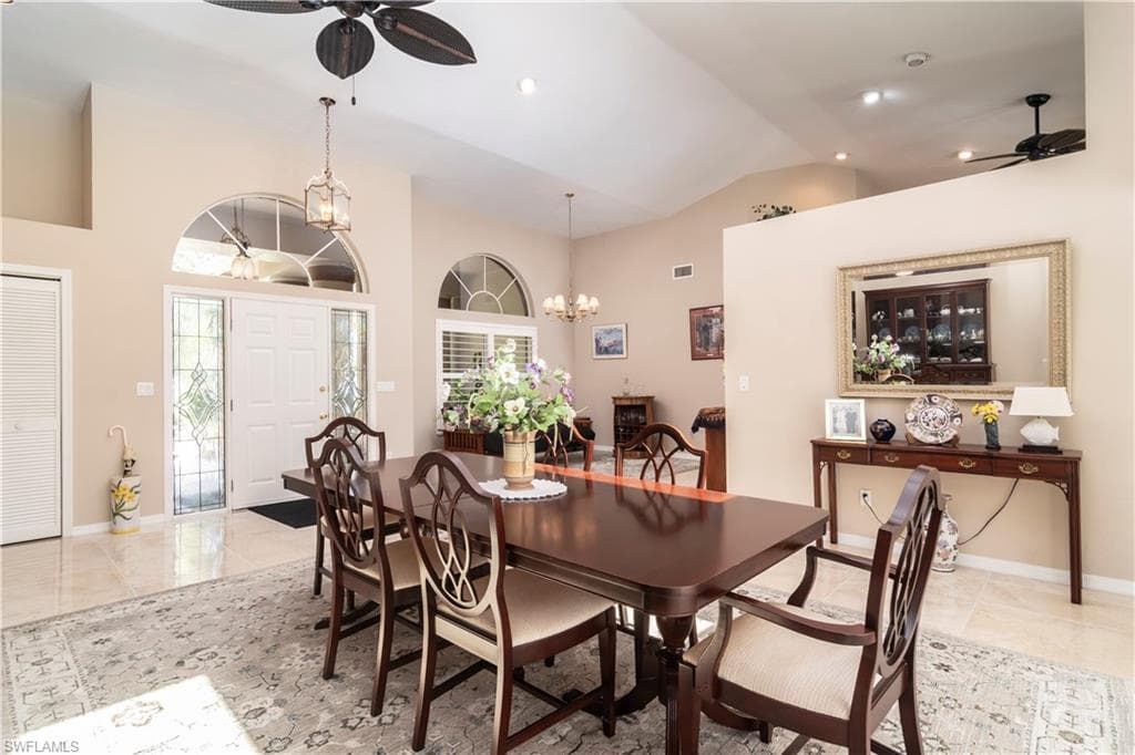 9895 El Greco Cir, Bonita Springs, FL 34135-9
