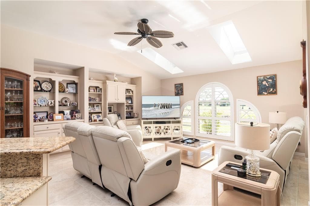 9895 El Greco Cir, Bonita Springs, FL 34135-15