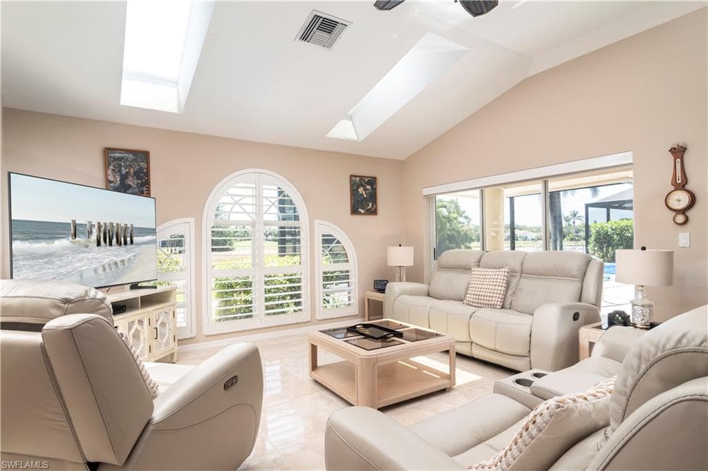9895 El Greco Cir, Bonita Springs, FL 34135-16