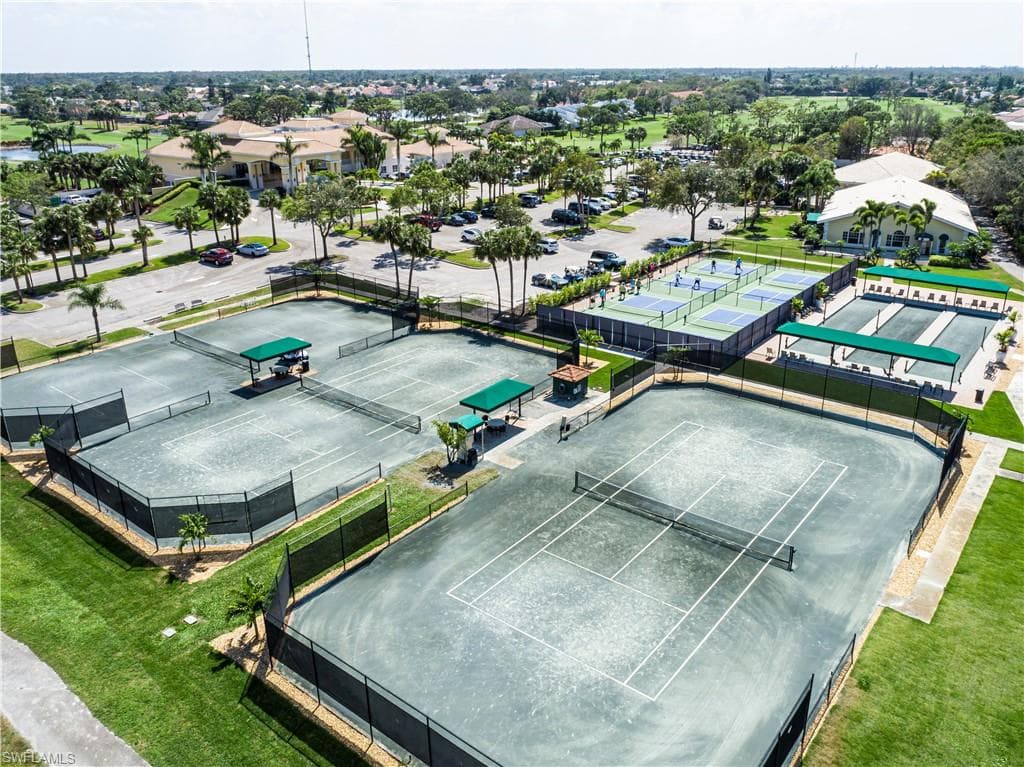 9895 El Greco Cir, Bonita Springs, FL 34135-41