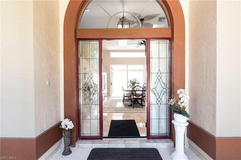 9895 El Greco Cir, Bonita Springs, FL 34135-4