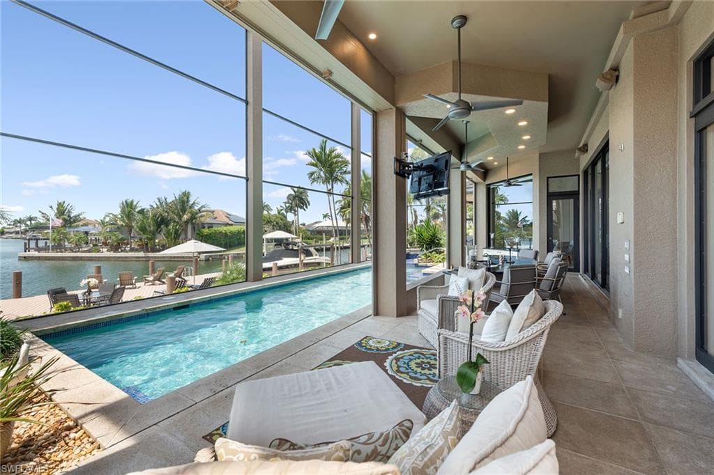 130 Hollyhock Ct, Marco Island, FL 34145-31