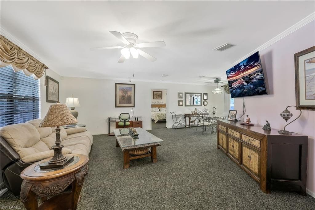 116 Sharwood Dr, Naples, FL 34110-19