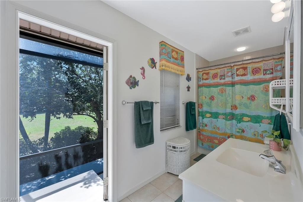 116 Sharwood Dr, Naples, FL 34110-28
