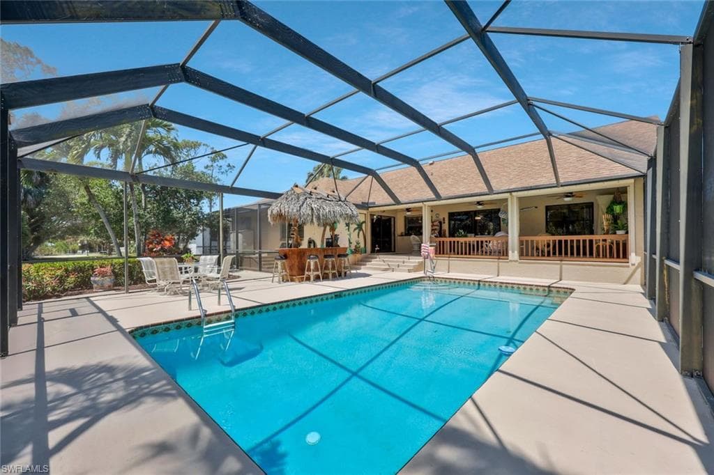 116 Sharwood Dr, Naples, FL 34110-32