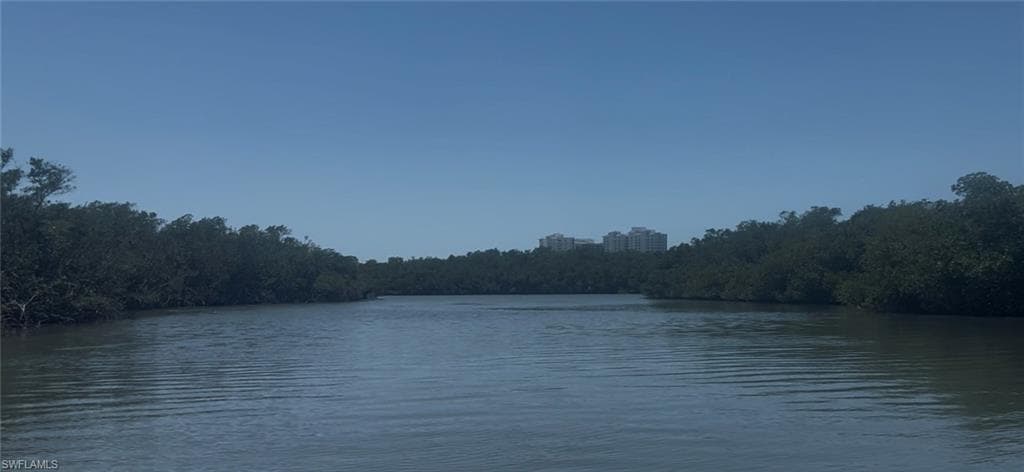 116 Sharwood Dr, Naples, FL 34110-7