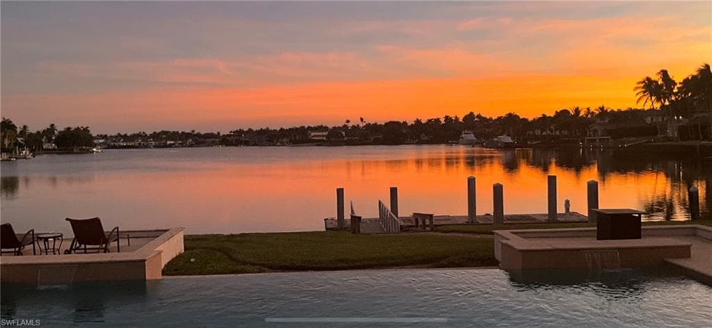 600 Galleon Dr, Naples, FL 34102-4
