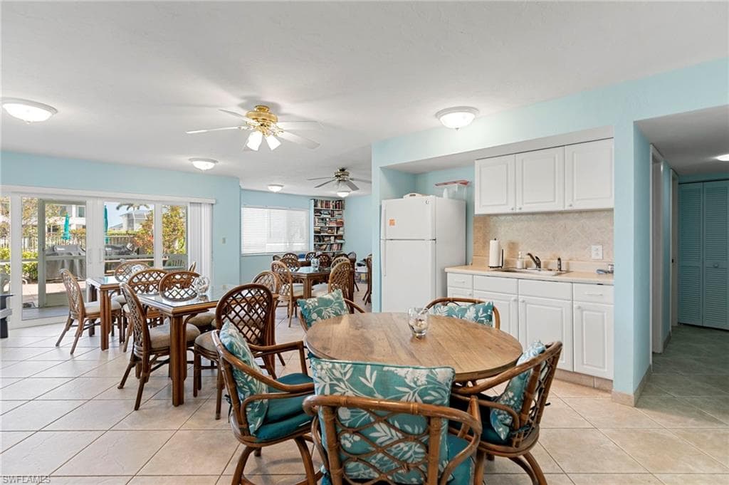860 Panama Ct 103, Marco Island, FL 34145-37