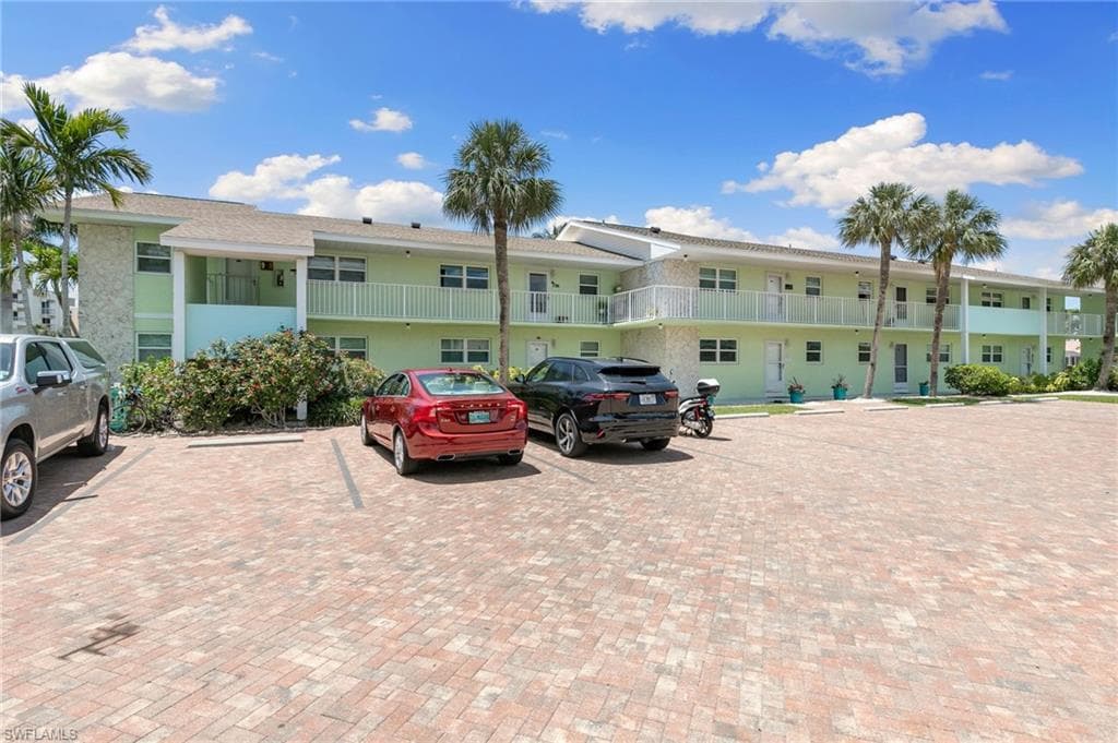 860 Panama Ct 103, Marco Island, FL 34145-39