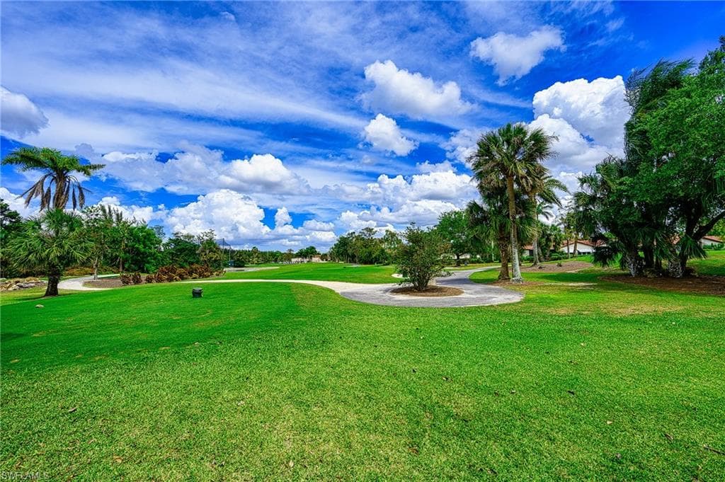 1618 Forest Lakes Blvd, Naples, FL 34105-40