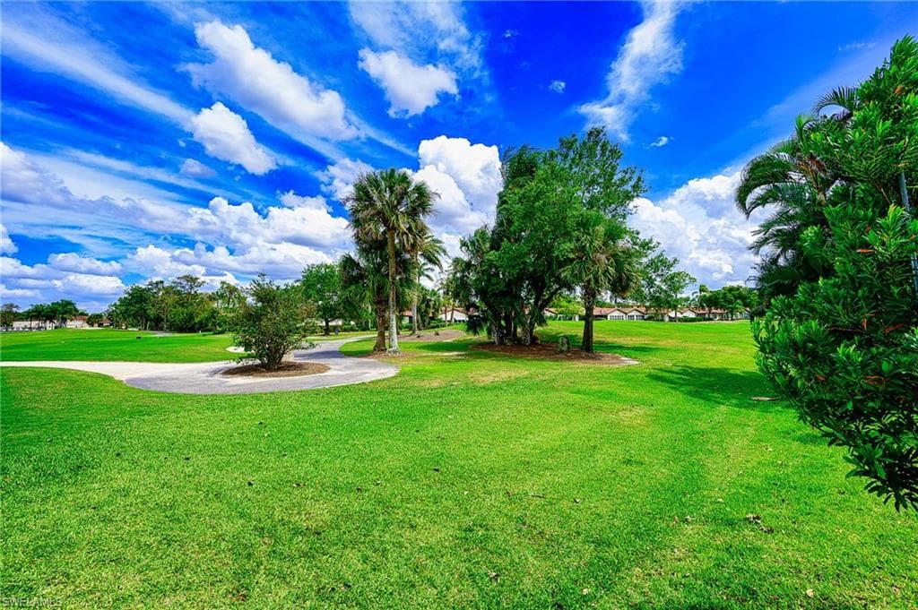 1618 Forest Lakes Blvd, Naples, FL 34105-41