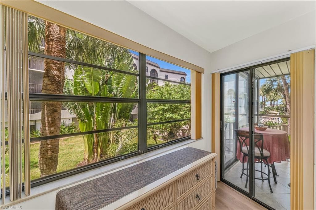 1011 Anglers Cv H205, Marco Island, FL 34145-10