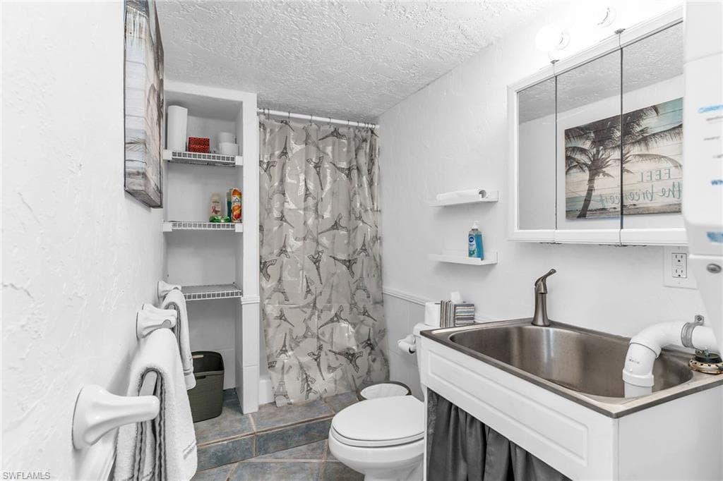 1011 Anglers Cv H205, Marco Island, FL 34145-15