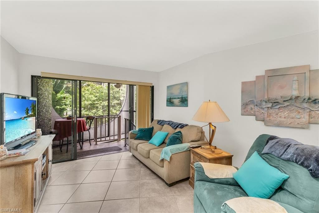 1011 Anglers Cv H205, Marco Island, FL 34145-2