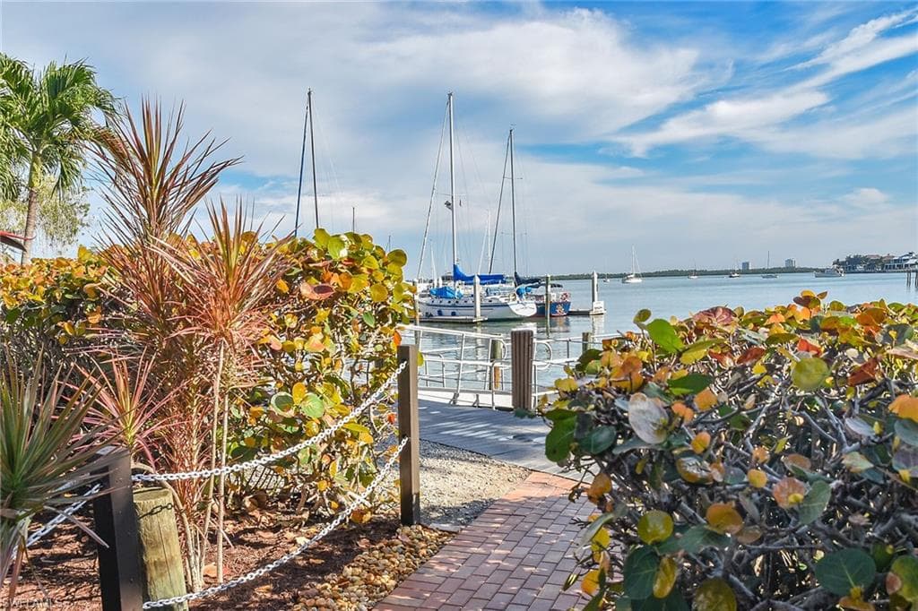 1011 Anglers Cv H205, Marco Island, FL 34145-42