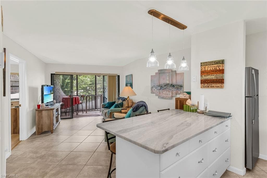 1011 Anglers Cv H205, Marco Island, FL 34145-6