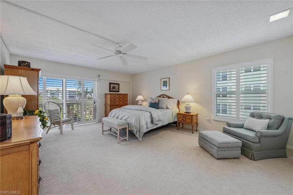 1275 Gulf Shore Blvd N 301, Naples, FL 34102-10