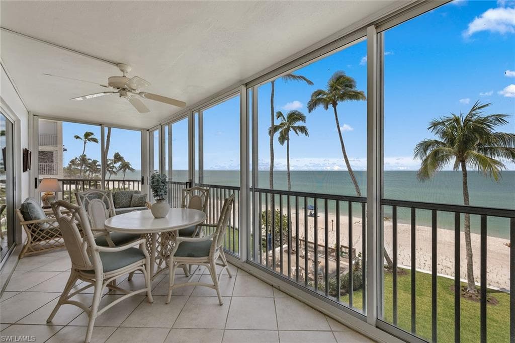 1275 Gulf Shore Blvd N 301, Naples, FL 34102-3