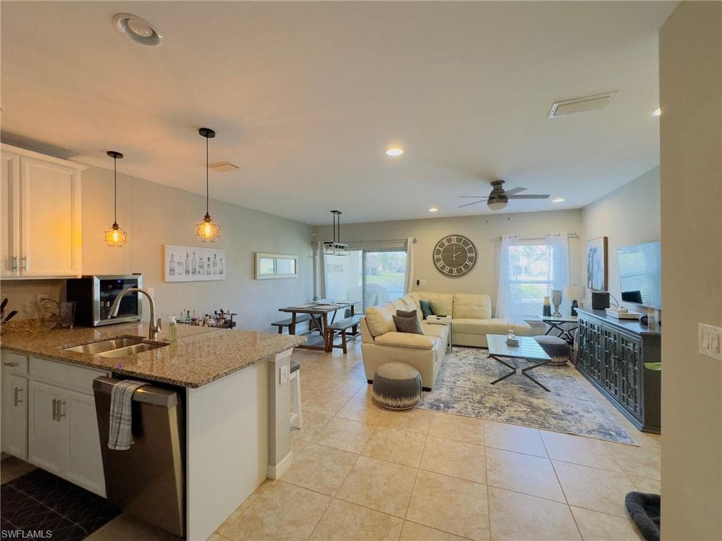 3849 Tilbor Cir, Fort Myers, FL 33916-6