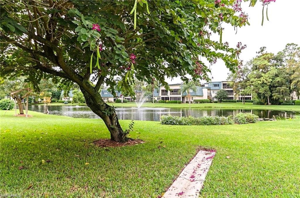 428 Meadowlark Ln A, Naples, FL 34105-30