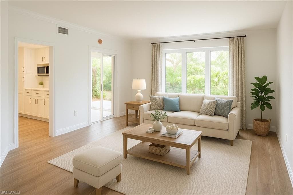 428 Meadowlark Ln A, Naples, FL 34105-3