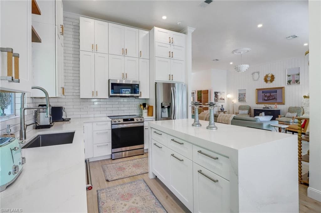 7500 San Miguel Way, Naples, FL 34109-19