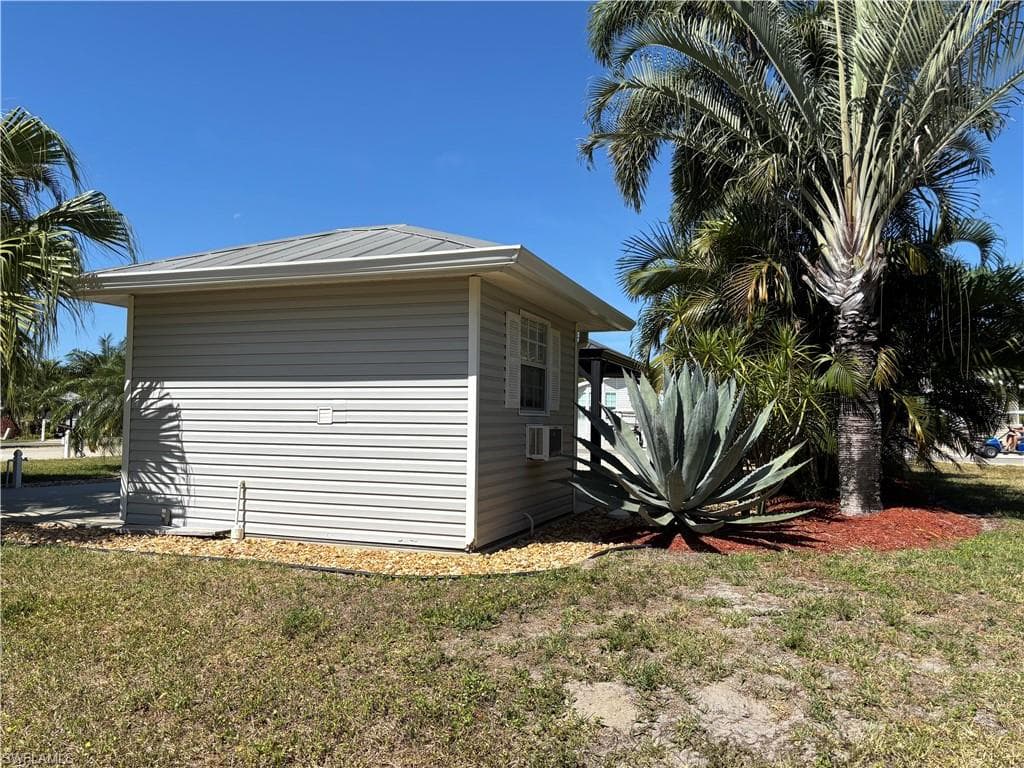 10436 Nightwood Dr, Fort Myers, FL 33905-9