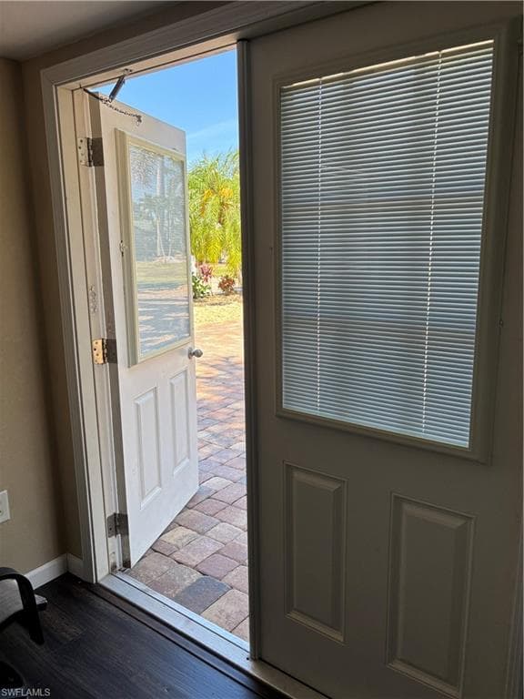 10436 Nightwood Dr, Fort Myers, FL 33905-10