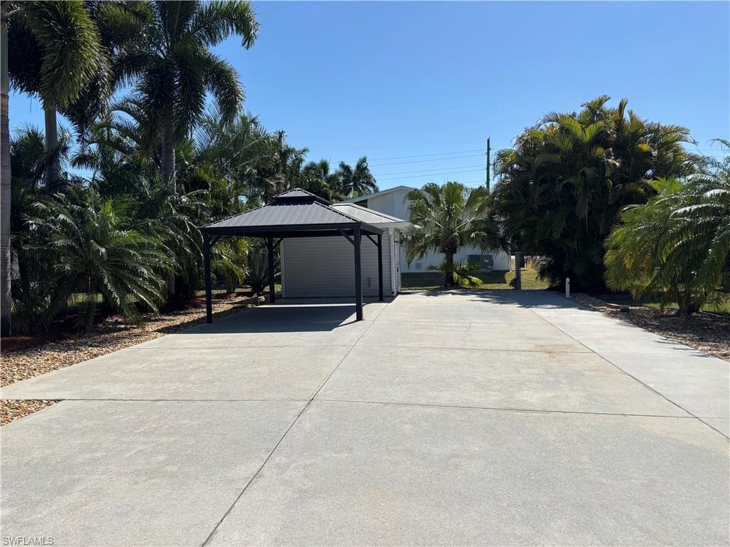 10436 Nightwood Dr, Fort Myers, FL 33905-1
