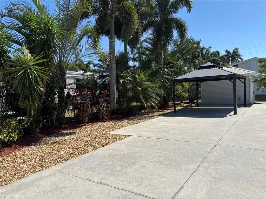 10436 Nightwood Dr, Fort Myers, FL 33905-4