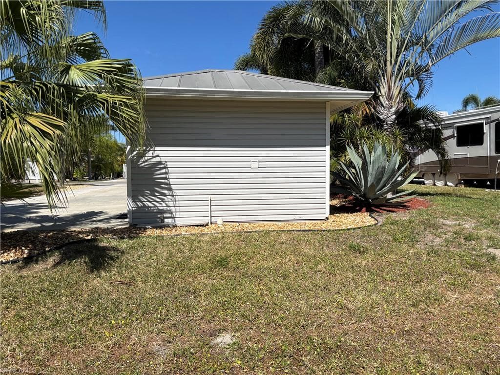 10436 Nightwood Dr, Fort Myers, FL 33905-8