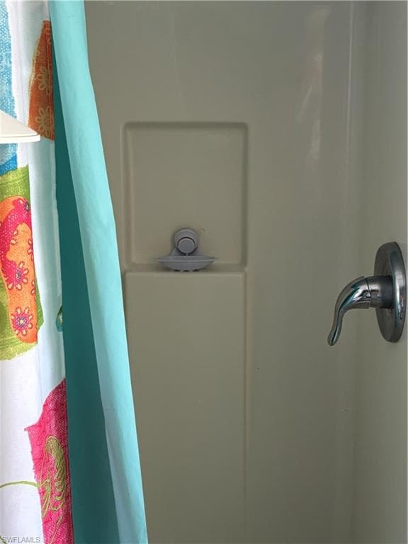 10130 Shadowood Ct, Fort Myers, FL 33905-14