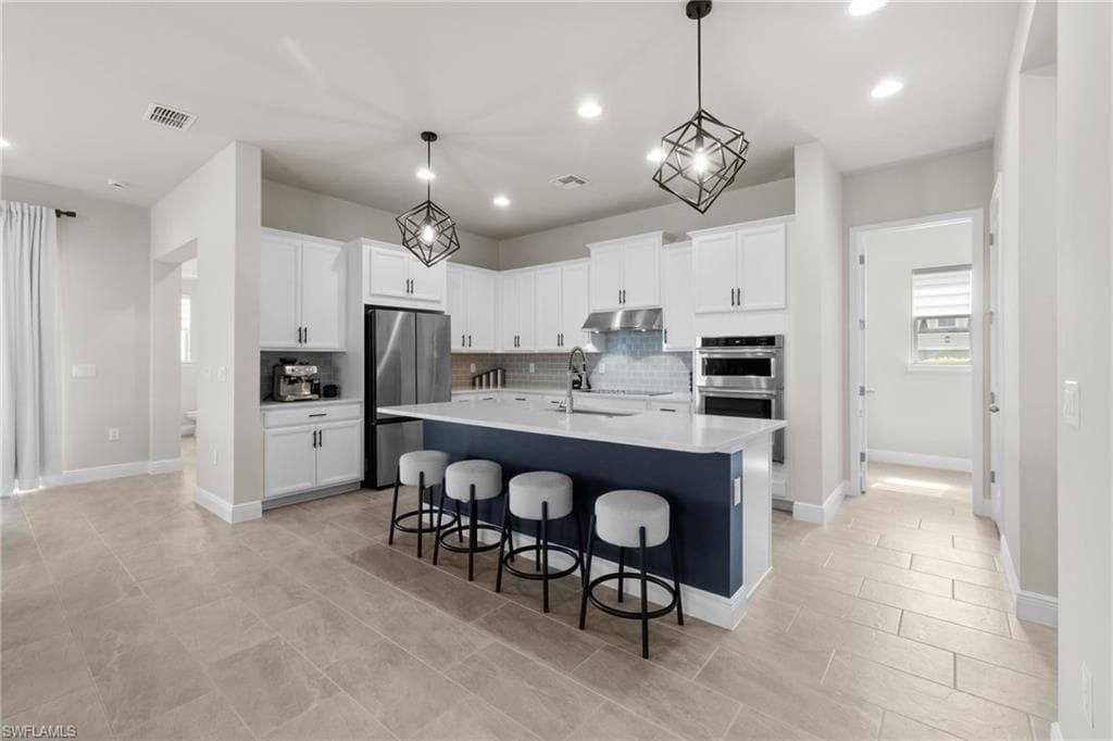 3419 Pilot Cir, Naples, FL 34120-10