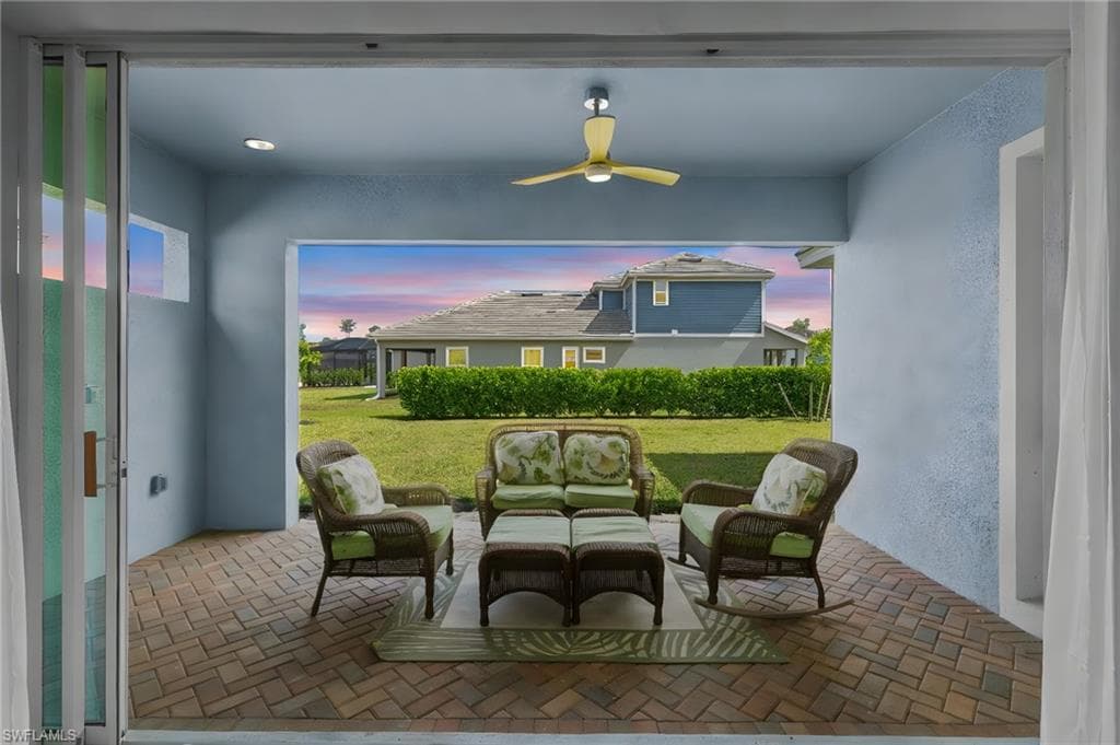 3419 Pilot Cir, Naples, FL 34120-31
