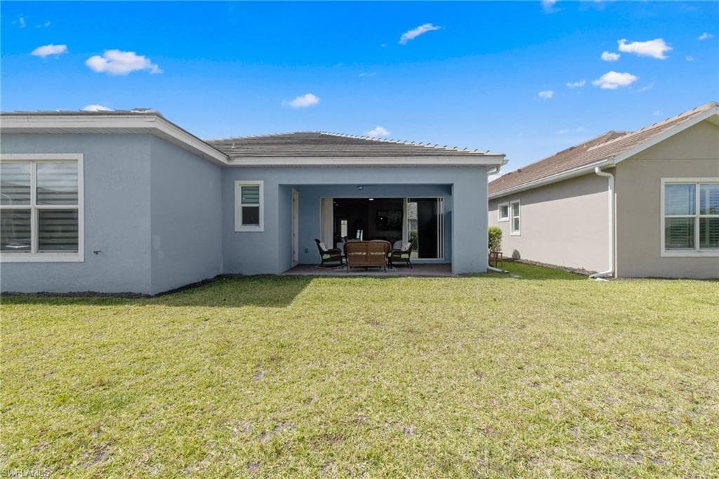 3419 Pilot Cir, Naples, FL 34120-32